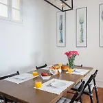 Apartment Casa Da Avenida Lisbon