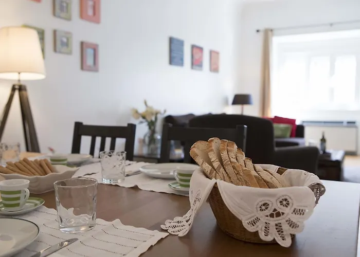 Casa Da Avenida * Lisbon