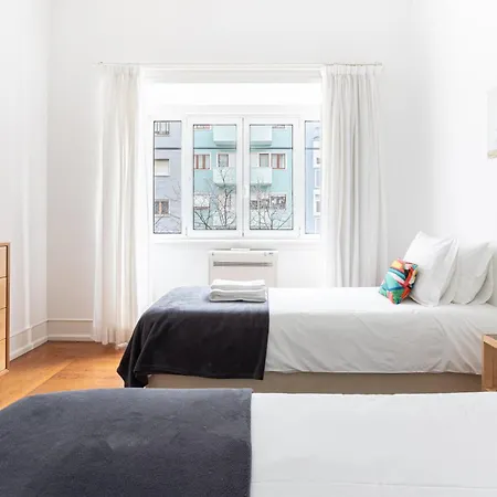 Apartment Casa Da Avenida Lisbon
